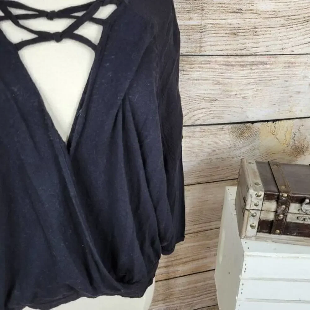 Free‎ People Women's Crisscross V-neck Dolman Long Sleeves Top Black Size Small